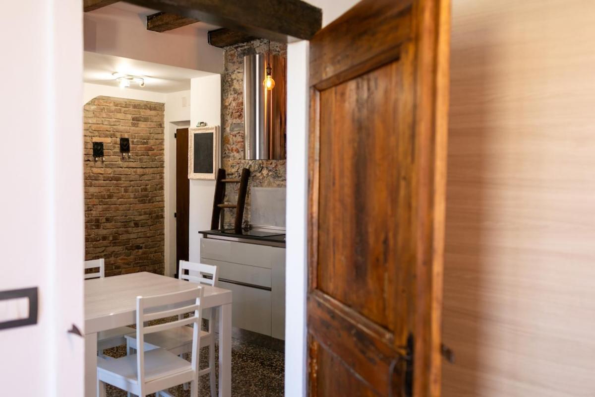 Apartment Casa Nelly -free Parking In The Blu Area *
