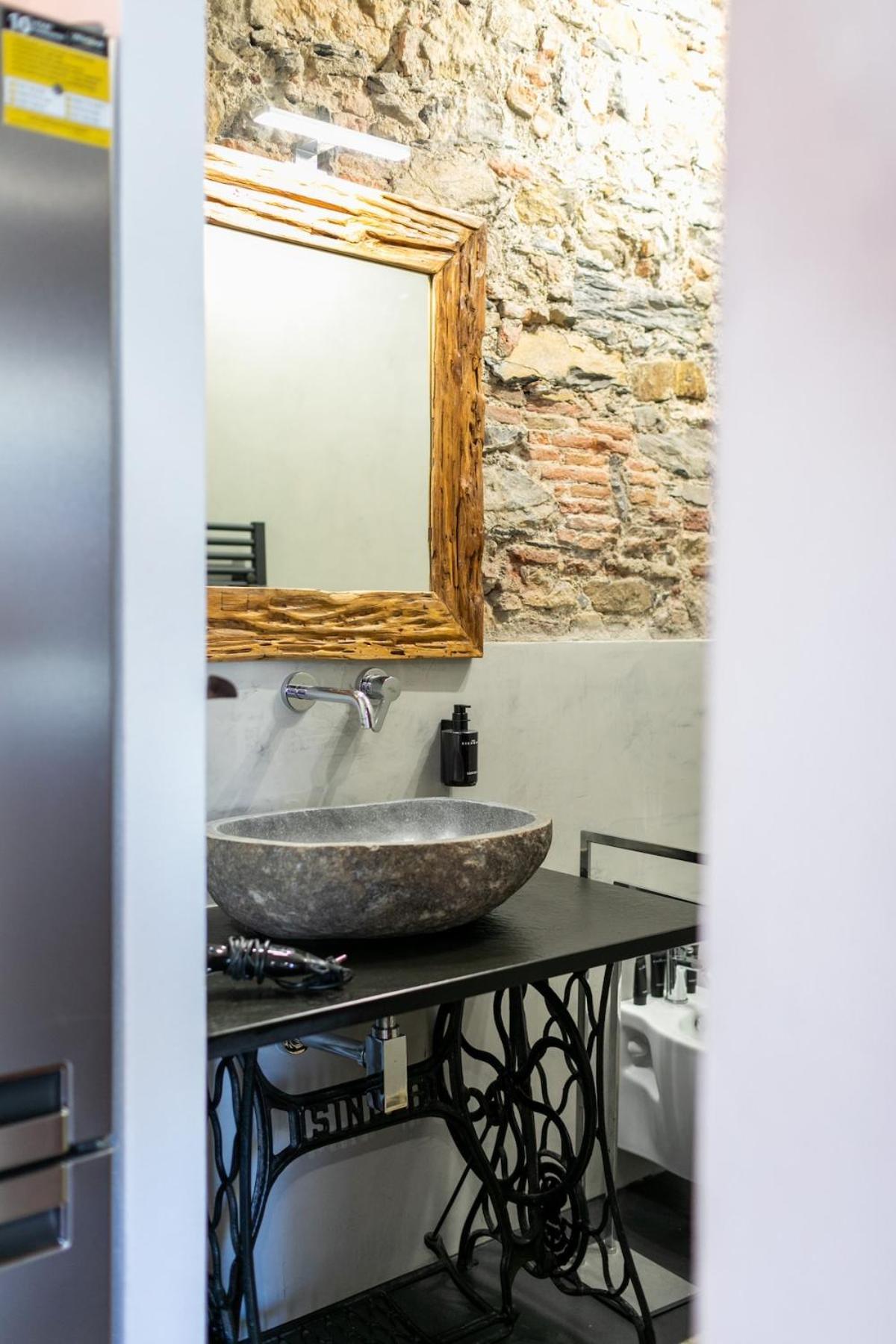 Apartment Casa Nelly -free Parking In The Blu Area *