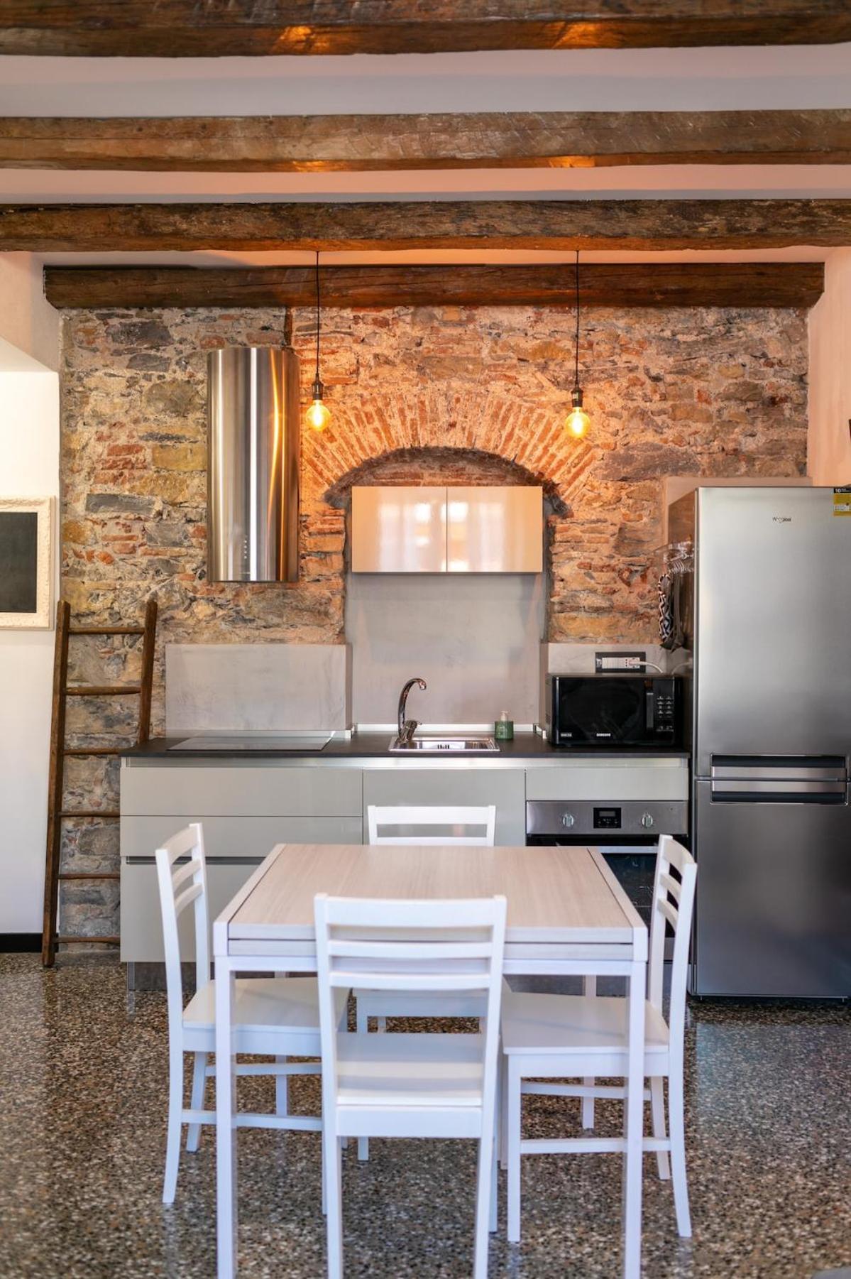 Apartment Casa Nelly -free Parking In The Blu Area *