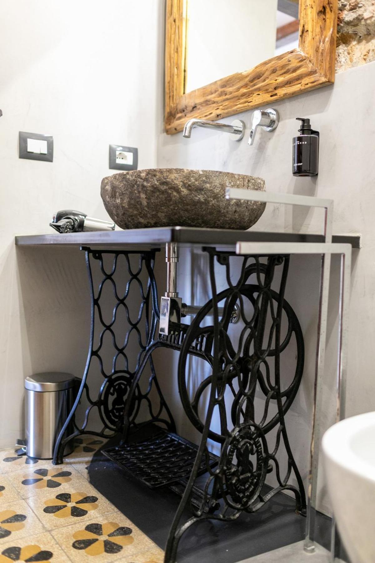 Apartment Casa Nelly -free Parking In The Blu Area